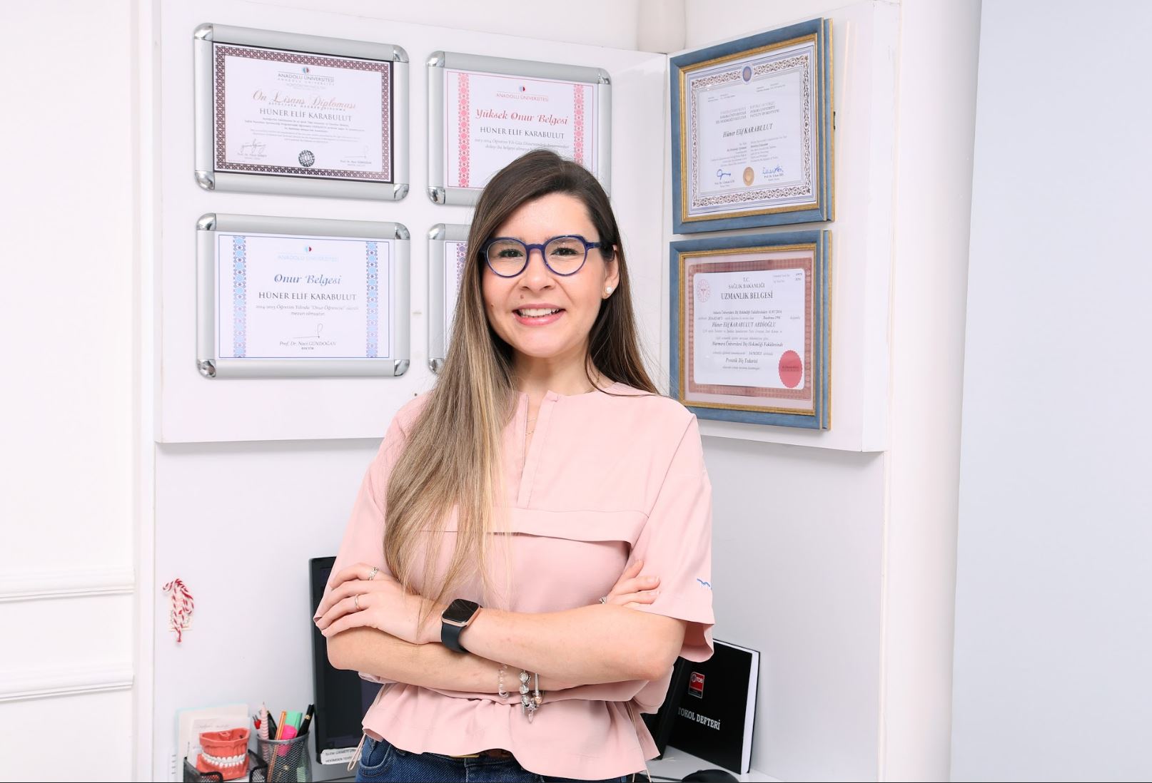 Zirkonya tam seramik restorasyon